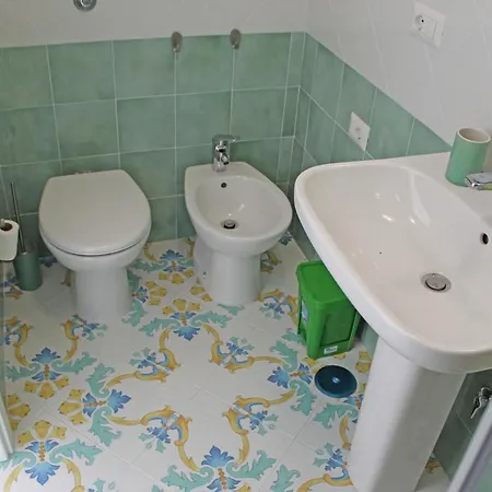 فندق مبيت وإفطار Casa Angelina أناكابْري