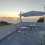 Casa Angelina Bed & Breakfast 4*