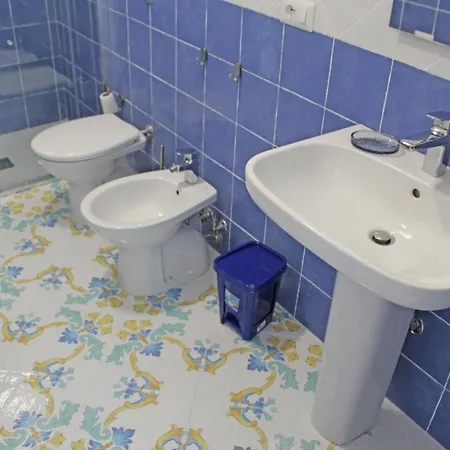 Casa Angelina Oda ve Kahvaltı 4*