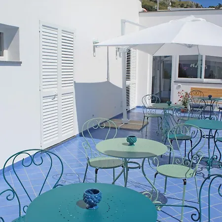 Casa Angelina Oda ve Kahvaltı 4*